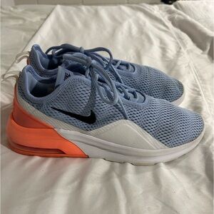 Nike women’s size 10 blue athletic shoes.